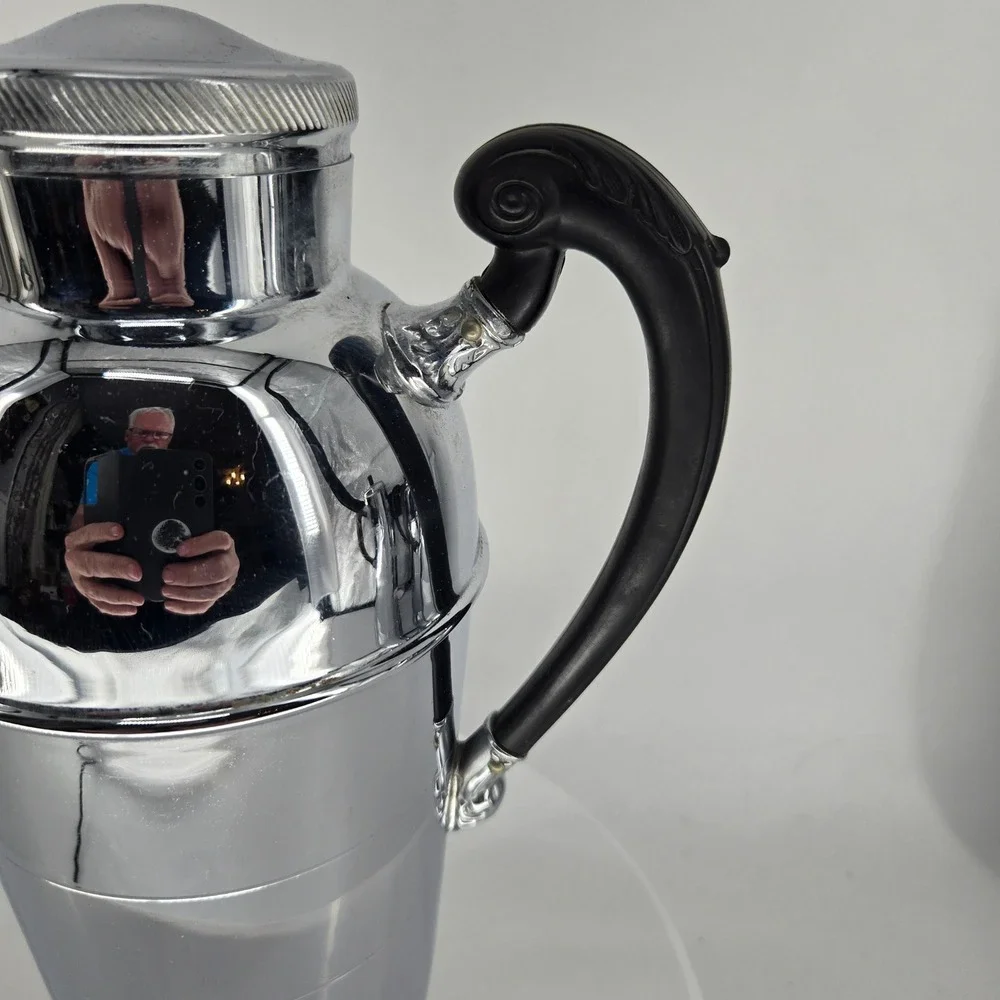 Farber Brothers Krome Kraft Cocktail Shaker Art Deco‎ Chrome Bakelite Handle 12
